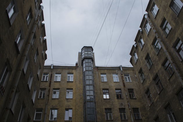 Обратная сторона Петербурга