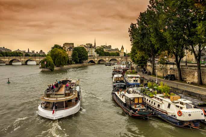 Париж: часовой круиз по Сене