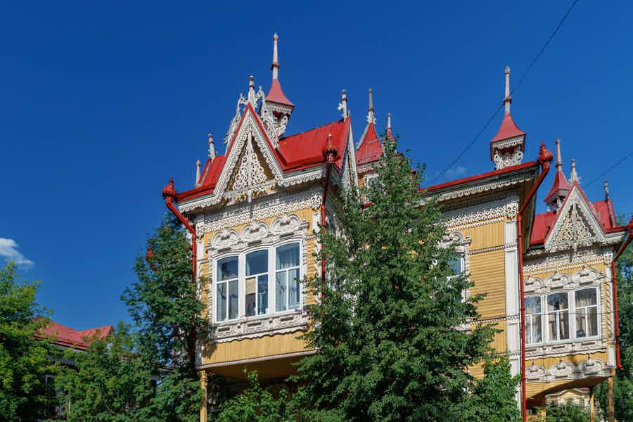 Деревянный Томск: дома с драконами, жар-птицами и резными узорами - фото 1