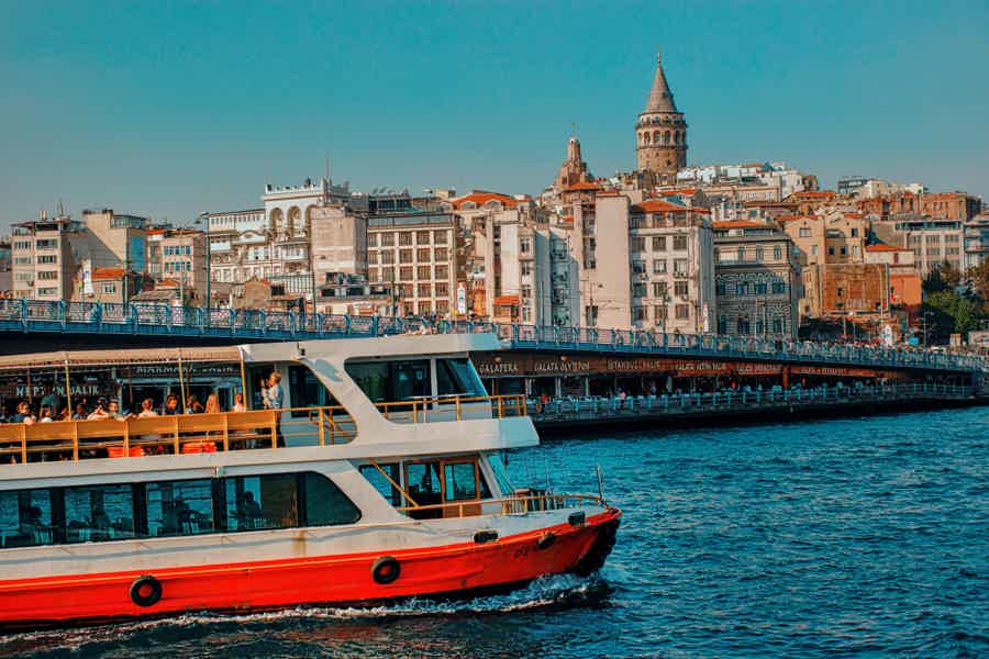 Istanbul: Bosporus-Bootsfahrt mit Audio-App - photo 2
