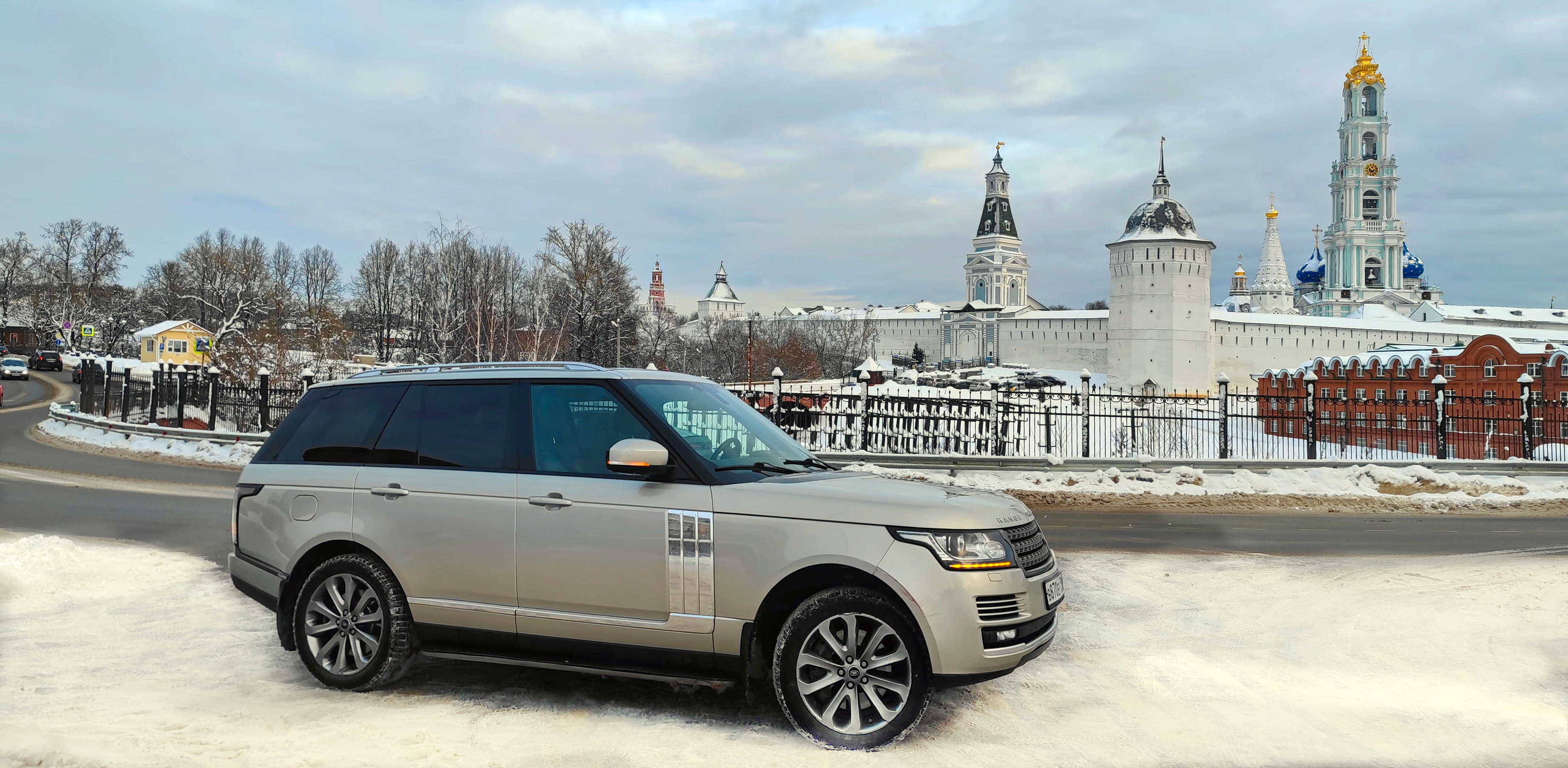 Зимний Посад на Range Rover с прозрачной крышей + чай и глинтвейн