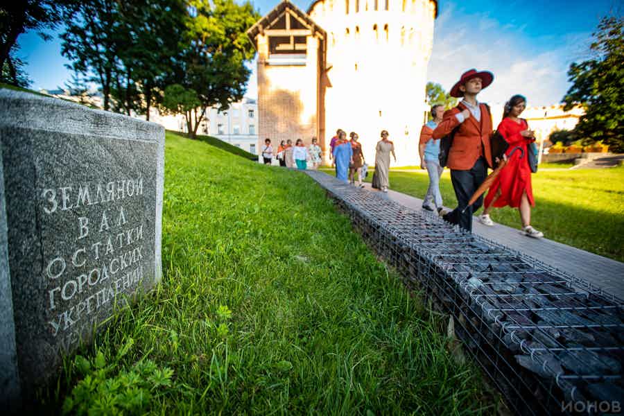 «Невидимый гость»: театрализованная аудиоэкскурсия по Смоленску - фото 6