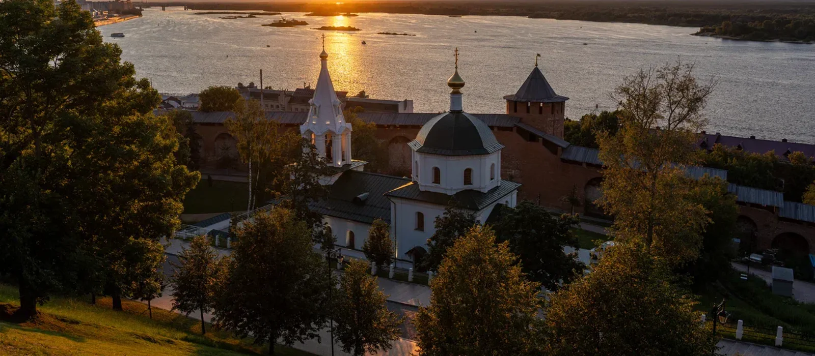 Краткий курс нижегородизации: по кремлю и окрестностям — экскурсия, Нижний Новгород, Россия | Покатаем