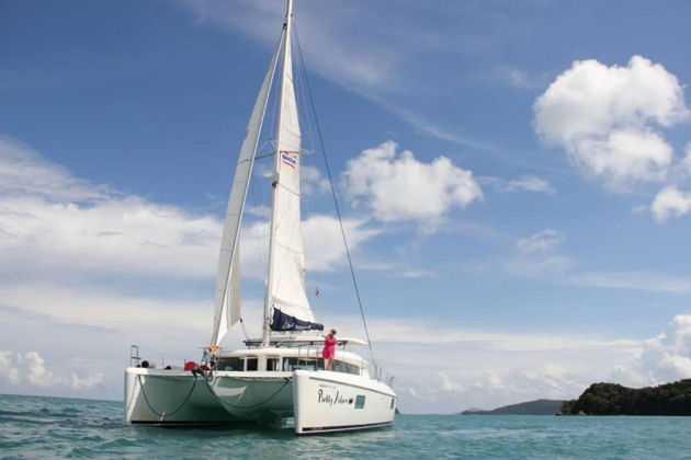 Виды Прогулка на катамаране к островам Майтон и Бамбу и закат в бухте Промтеп