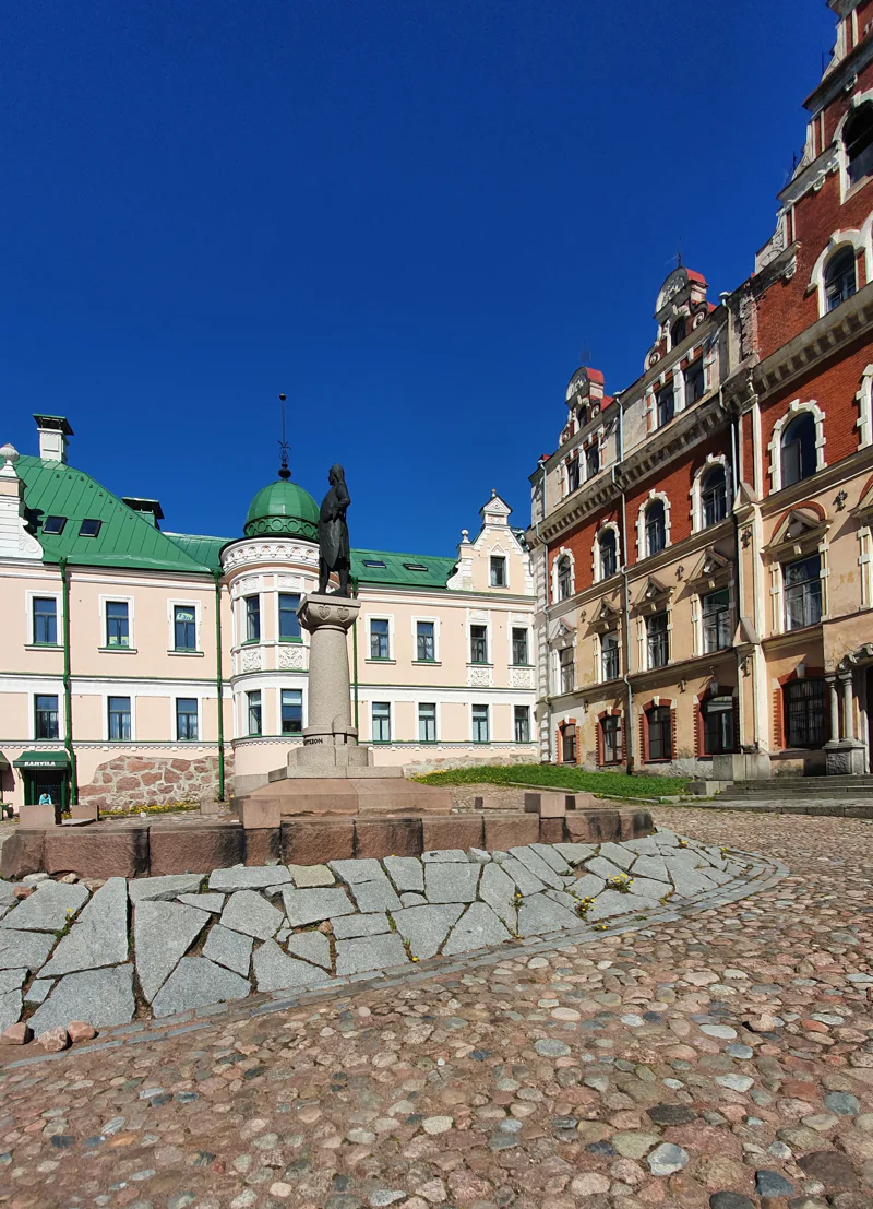 Автобусная экскурсия из Санкт-Петербурга в Выборг — фото 2