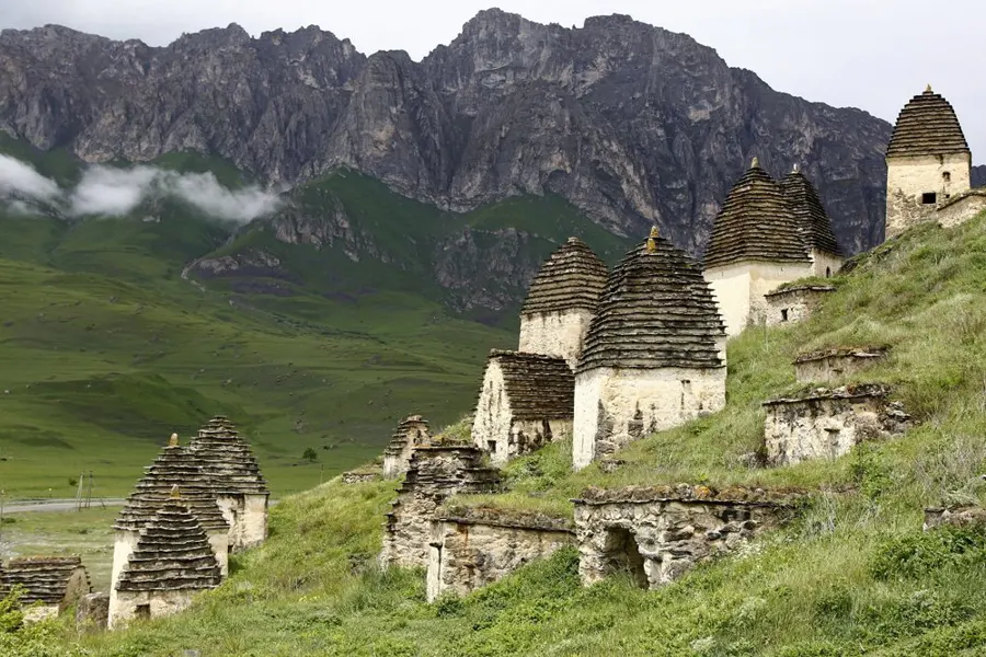 Кармадон, Фиагдон, Даргавс: путешествие в загадочную Осетию — фото 1