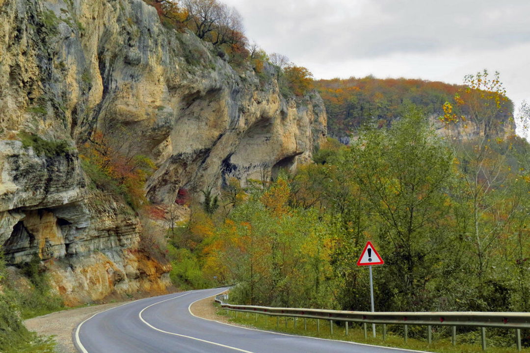 Лаго-Наки: на хребет Уна-Коз к скале Чёртов палец — фото 6