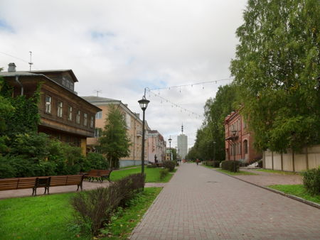 Пешеходный проспект Чумбарова-Лучинского