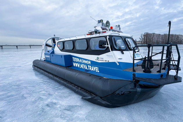 Фото к экскурсии Зимний Петербург: Катание на воздушной подушке 
