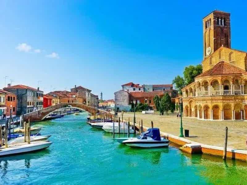 Экскурсия на острова Мурано и Бурано + мастерская стеклодувов - фото 4
