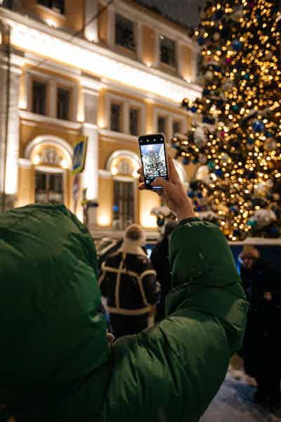 Новогодняя Москва: загадать желание, увидеть самые красивые елки и погадать - фото 2