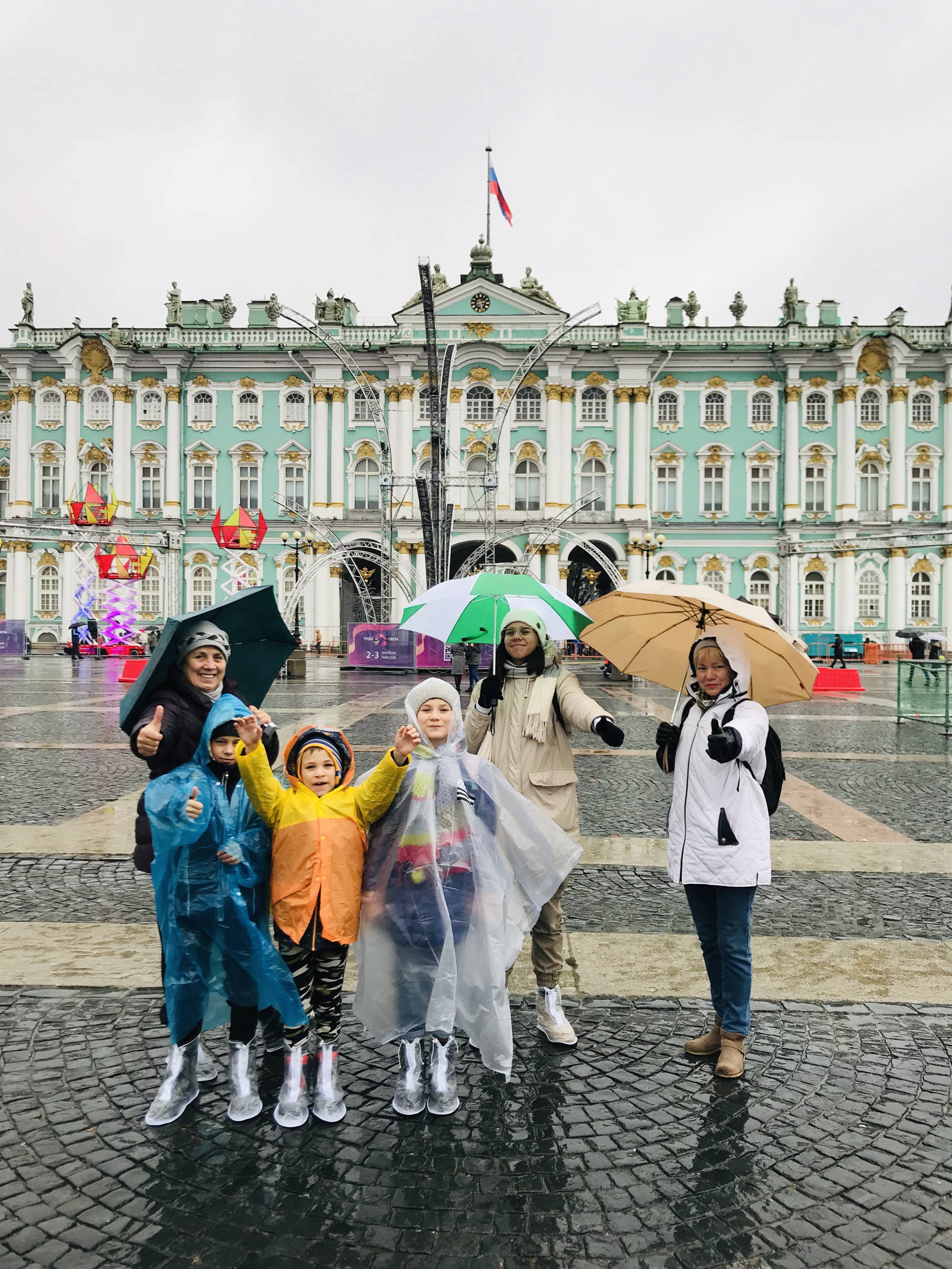 Детская обзорная экскурсия по Петербургу