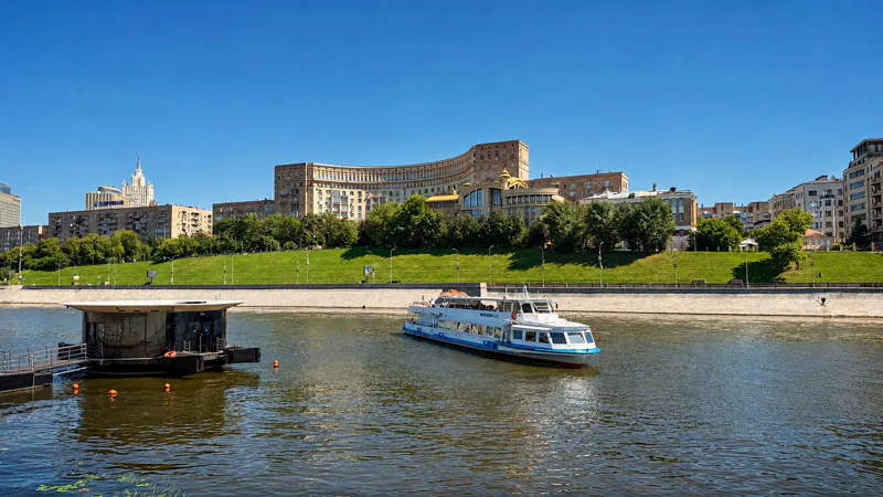 Москва за один день: большая обзорная экскурсия с теплоходной прогулкой — фото 2