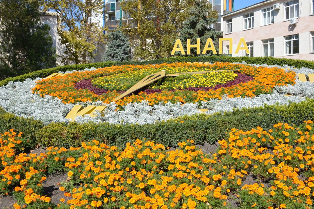 Анапа: аудиопрогулка по центру города от Цветочных часов до набережной — фото 5