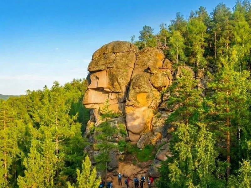 Авторская экскурсия «Столбизм, история и легенды национального парка»