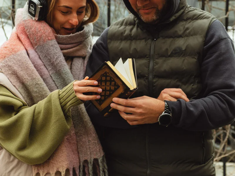 Иммерсивная прогулка «Петля времени. Миллионка» — фото 4, Владивосток | Покатаем