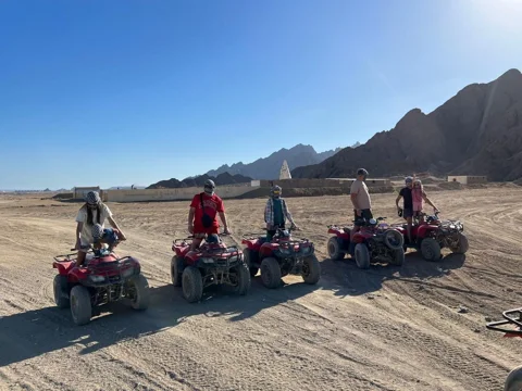 Захватывающее сафари на квадроциклах по пустыне в Шарм-эль-Шейхе