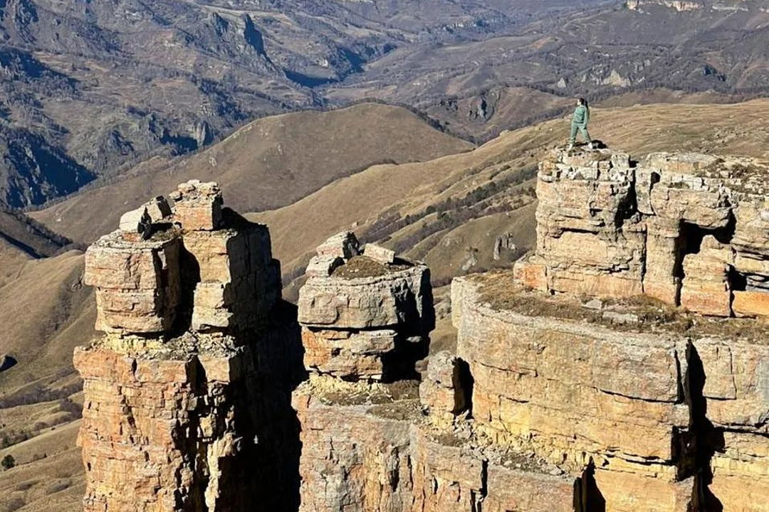 Русская Исландия — плато Бермамыт на рассвете, днем или на закате — фото 5