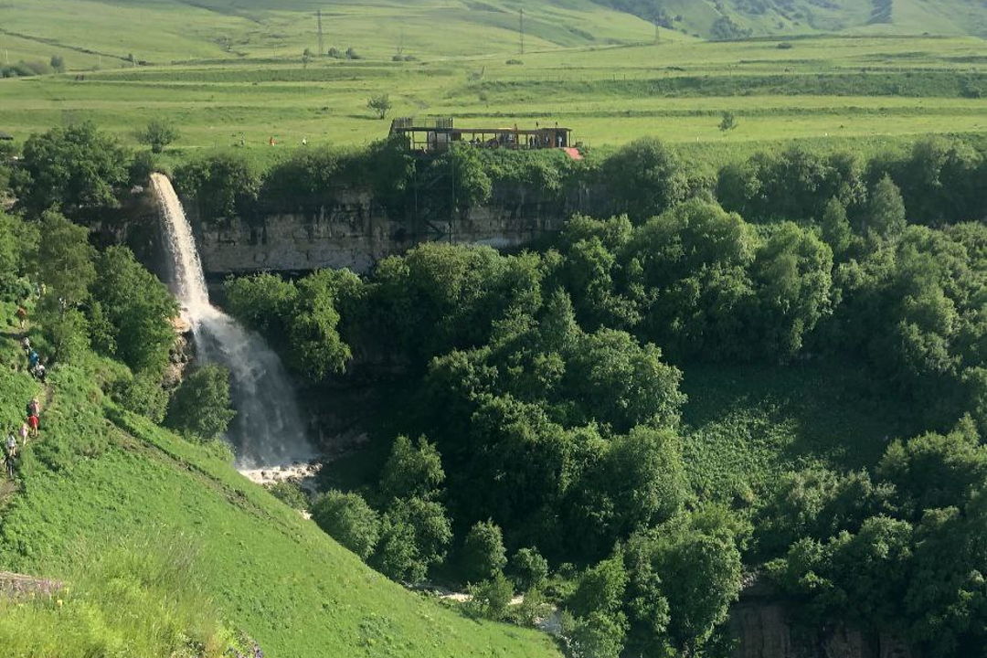 Хунзах, Матлас, Каменная чаша из Махачкалы — фото 7