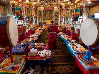 Лама в Нирване. Иволгинский Дацан. Буддизм и шаманизм