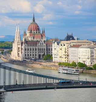 See the breathtaking panorama of Budapest