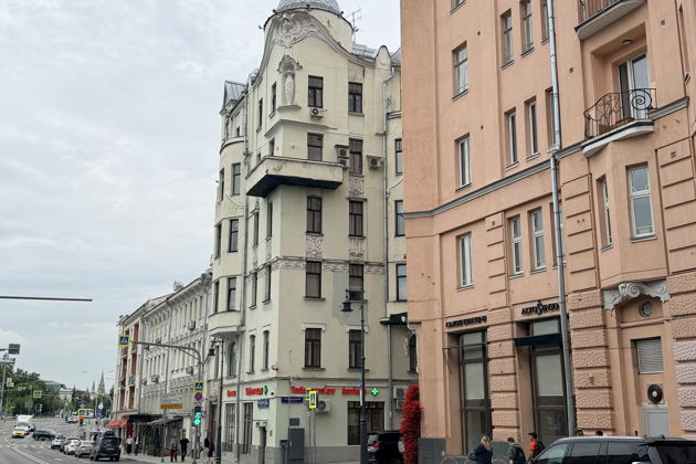 Фото к экскурсии Остоженка: о чём молчат переулки? — экскурсия в мини-группе
