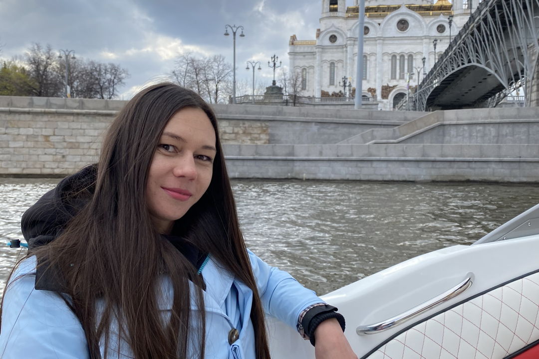 По центру Москвы на катере с капитаном до Лужников или Москва-Сити — фото 5