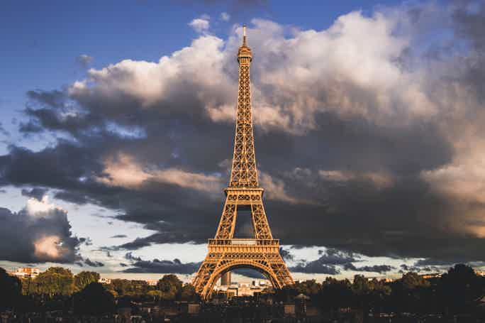 Eiffel Tower, Seine Cruise & Louvre Tour in One Day