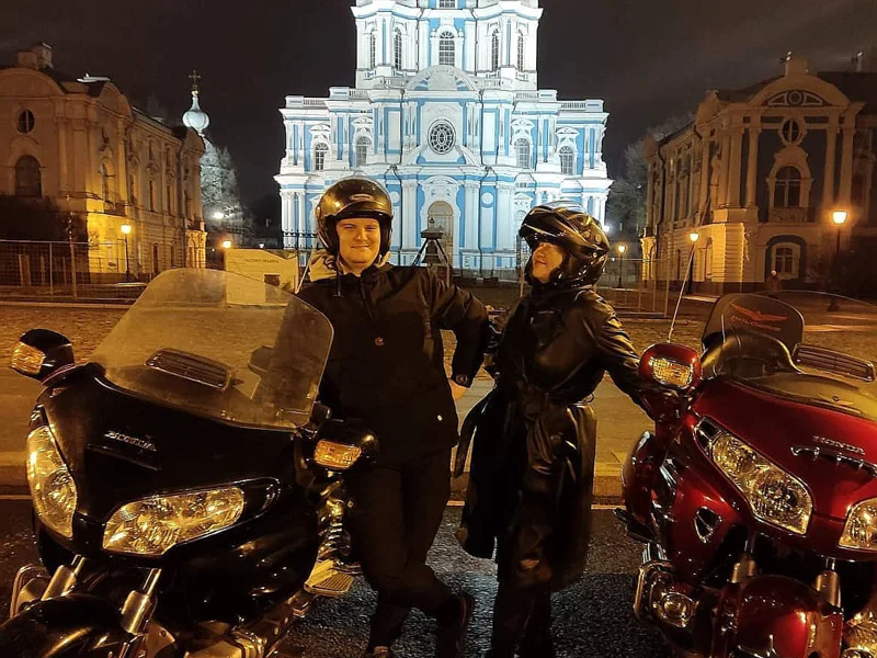 Мотопрогулка «Ночные огни Петербурга» — фото 2, Санкт-Петербург | Покатаем
