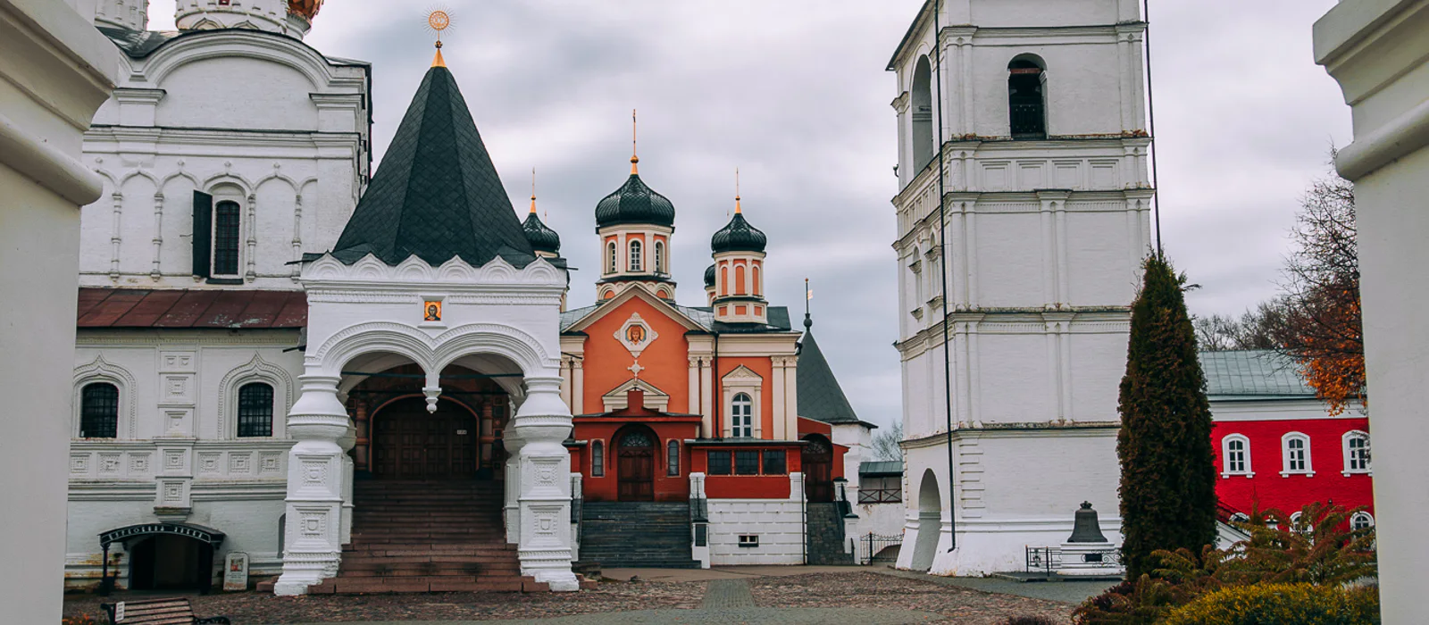 Годуновы и Романовы в судьбе Ипатьевского монастыря — экскурсия, Кострома, Россия | Покатаем