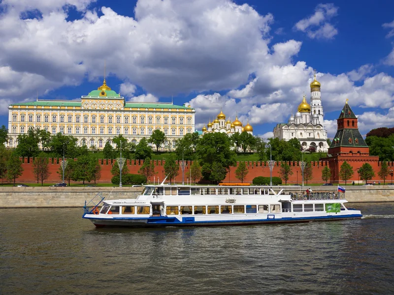 Прогулка на теплоходе от парка «Зарядье» до причала «Киевский» — фото 4, Москва | Покатаем