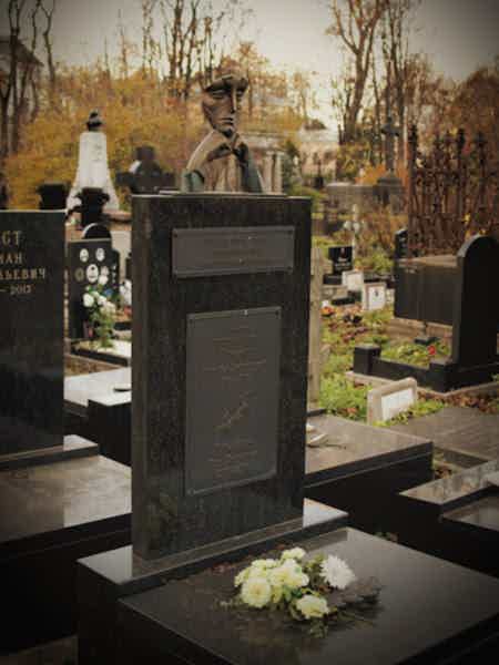 Тайны и мистика Никольского кладбища - фото 1
