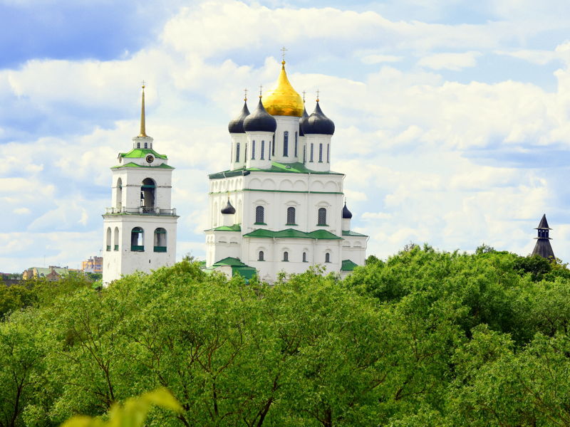 Погружение в мир псковской истории и зодчества - экскурсия в Псков, Россия