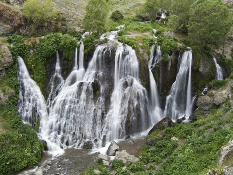 С Вином к Водопаду: Арени — Монастырь Нораванк — Караундж — Водопад Шаки - фото 7