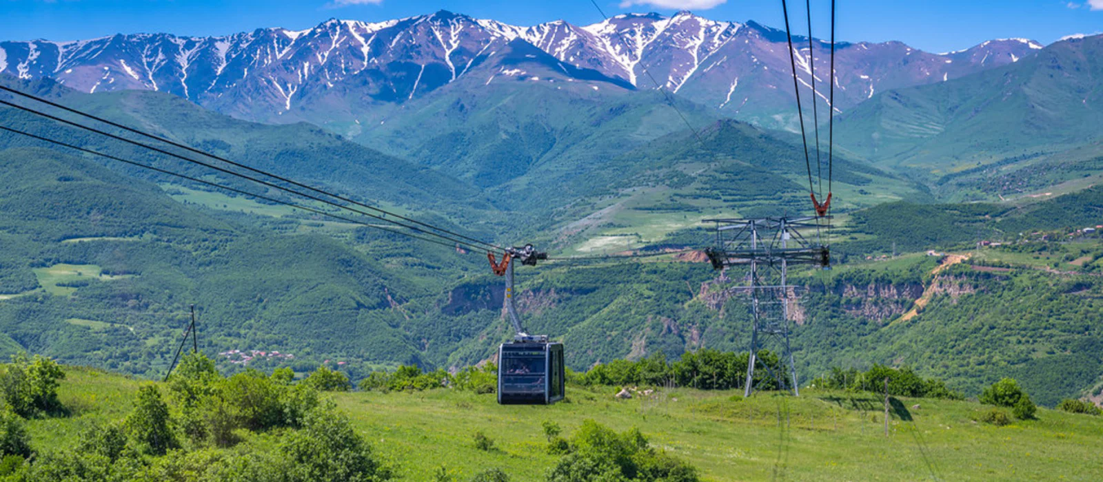 Вино, монастыри и самая длинная канатная дорога в мире — экскурсия, Ереван, Армения | Покатаем