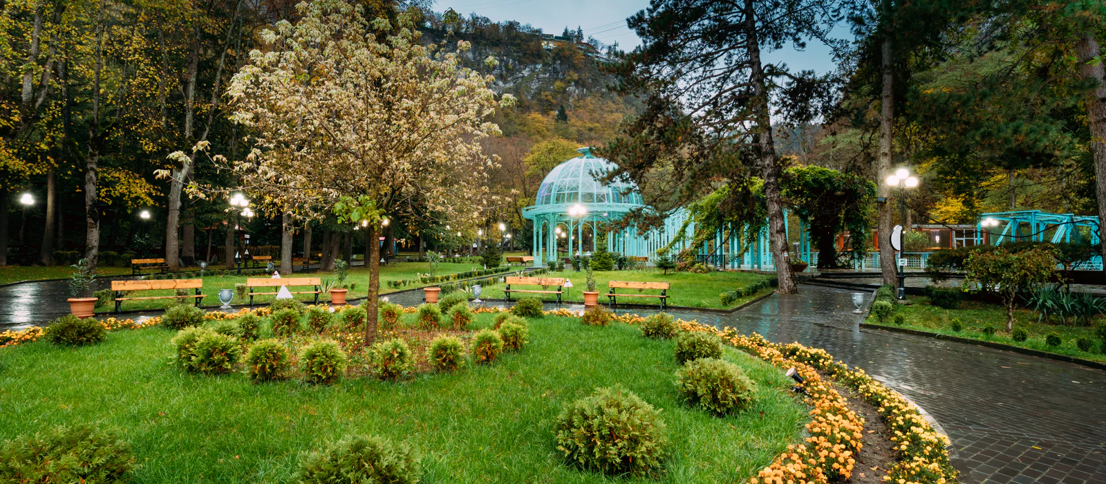 Uplistsikhe, legendary Borjomi, — tour in Tbilisi, Georgia | Pokataem