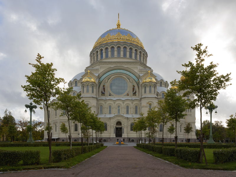 В Кронштадт и Ораниенбаум на автомобиле с профессиональным краеведом - экскурсия в Санкт-Петербург, Россия