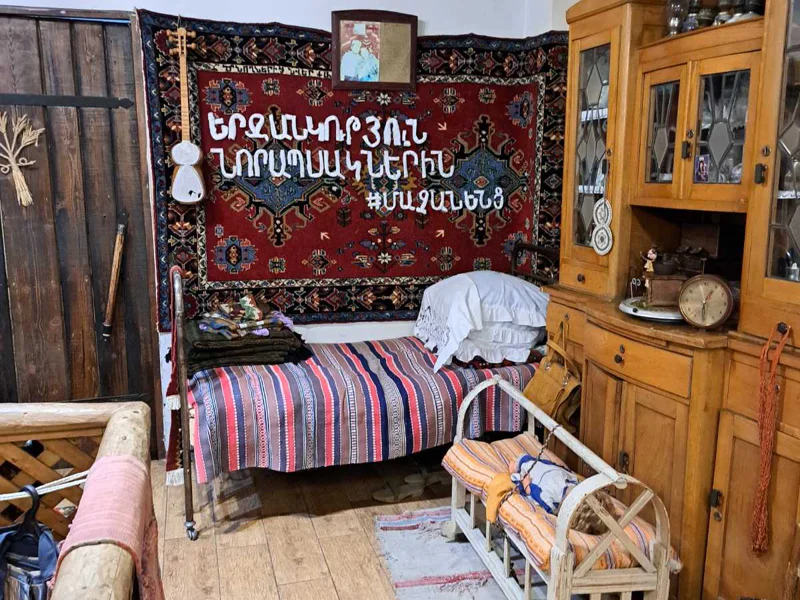 Духовный центр Эчмиадзин: Открытие Дома Мачаненц — фото 3, Ереван | Покатаем