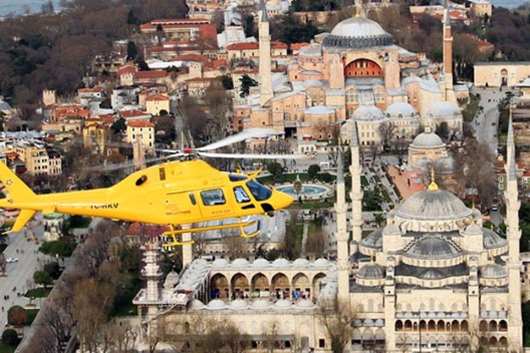 Индивидуальный полет на вертолете над Стамбулом - Helicopter Tour İstanbul — фото 1