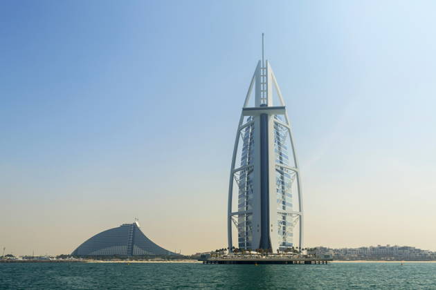 Легендарный отель-парус: экскурсия по Burj Al Arab