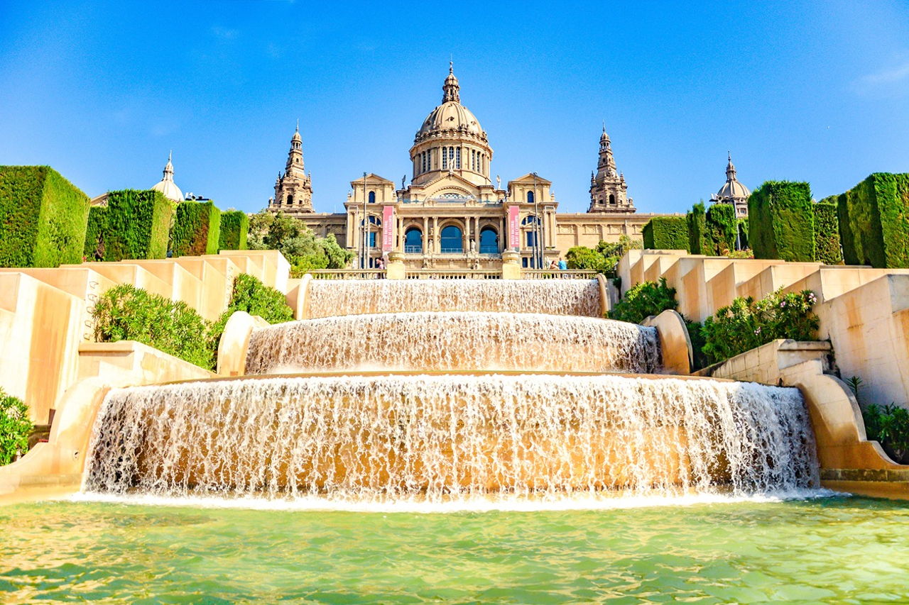 Viva Barcelona! — узнать и полюбить жемчужину Средиземноморья!
