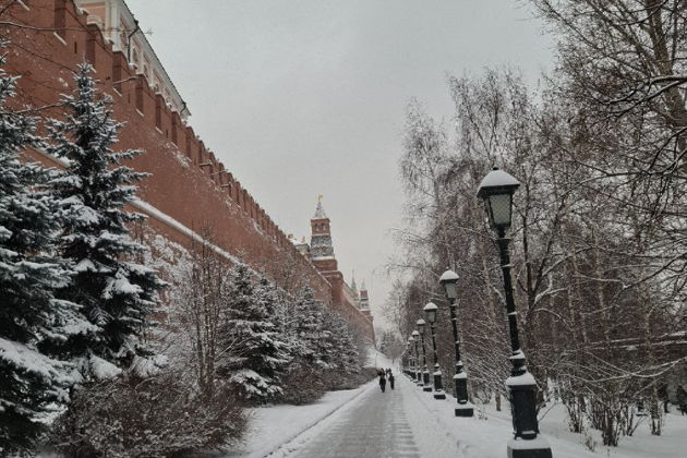 Столица начинается здесь — прогулка по Александровскому саду