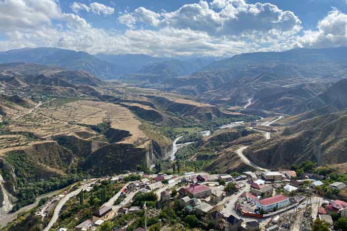 Гуниб и Карадахская теснина — изучаем горный Дагестан