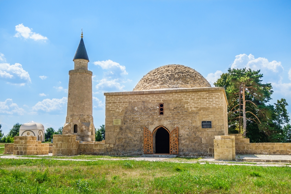 Малый Минарет и усыпальница Хана