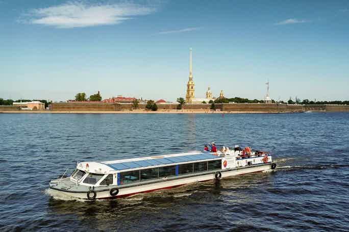 Обзорная экскурсия по Санкт-Петербургу на двухэтажном автобусе