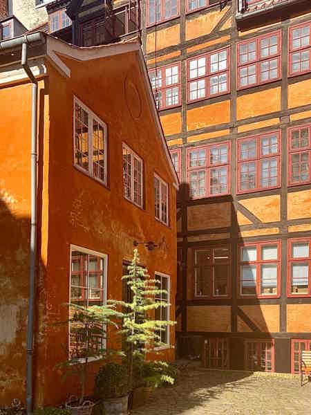 По маршрутам датского счастья: как и чем живет Копенгаген, самый счастливый город планеты - фото 3