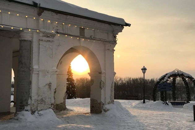 Погружение в Суздаль: от белокаменных храмов до тайн часозвона