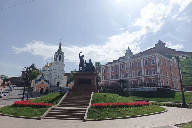 Улица Рождественская — блеск и нищета по-нижегородски