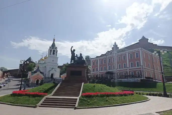 Улица Рождественская — блеск и нищета по-нижегородски