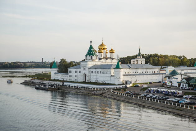 Фестиваль фейерверков «Серебряная ладья» в Костроме
